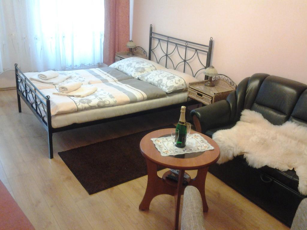 Apartmán U Tří jehňátek Karlovy Vary Exteriér fotografie