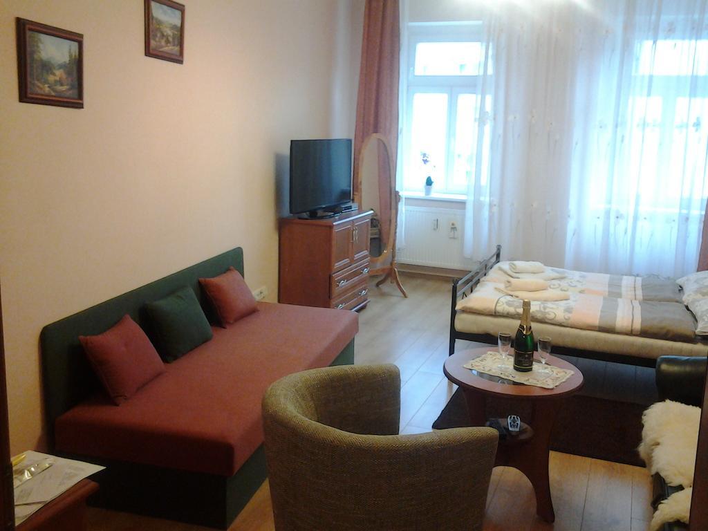 Apartmán U Tří jehňátek Karlovy Vary Exteriér fotografie